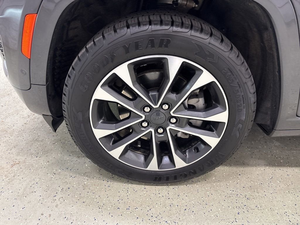 2023 Jeep Grand Cherokee L Overland 4x4