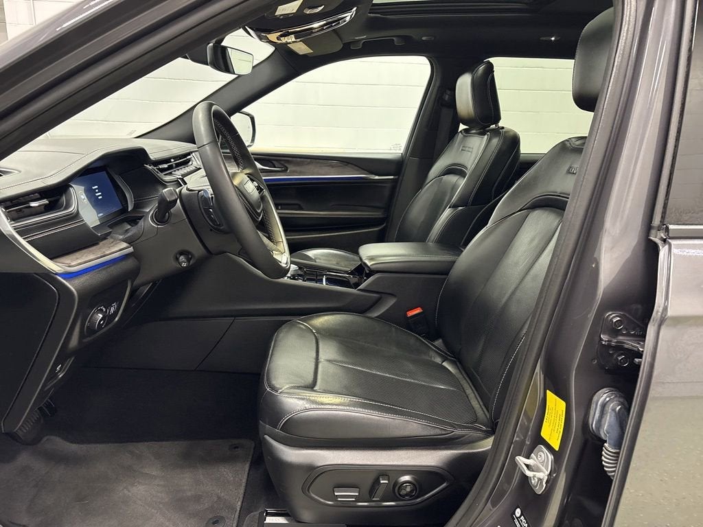 2023 Jeep Grand Cherokee L Overland 4x4