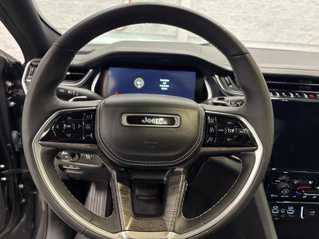 2023 Jeep Grand Cherokee L Overland 4x4