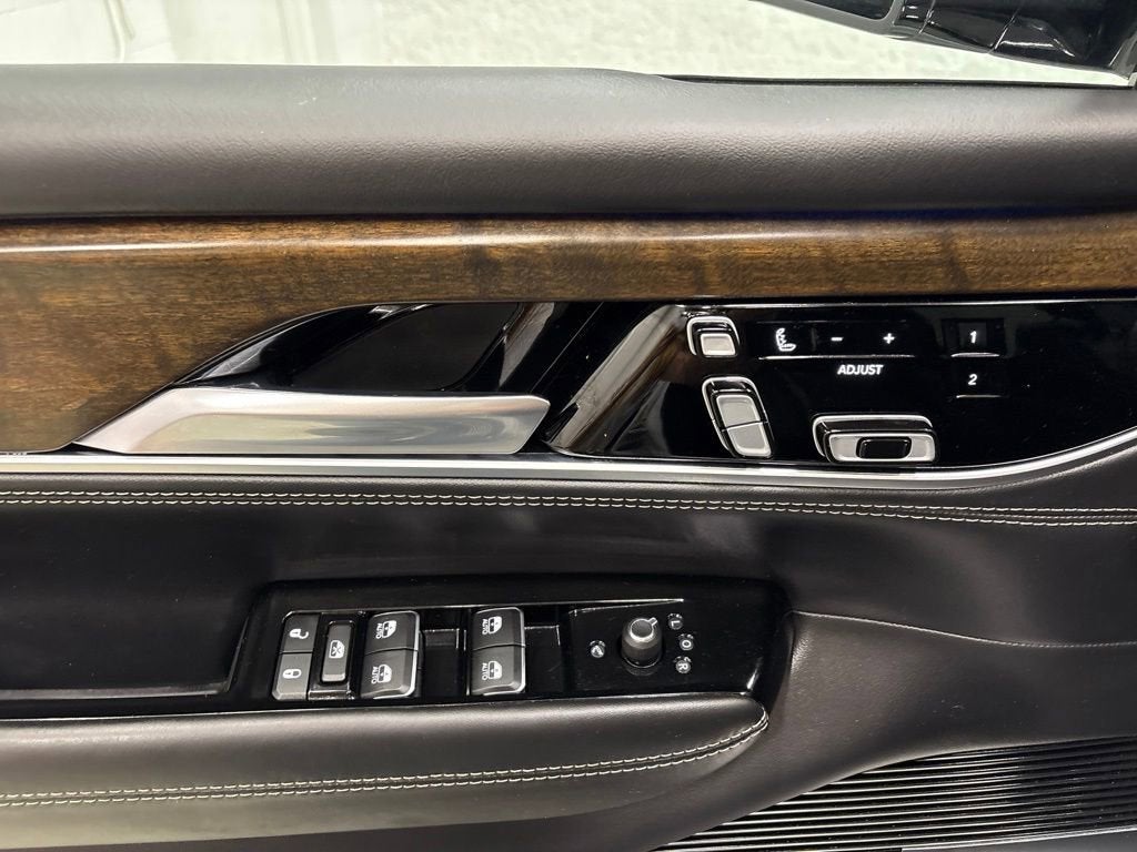 2023 Jeep Grand Wagoneer Series II 4x4