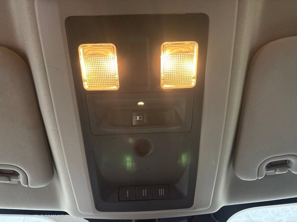 2017 RAM 1500 Big Horn Crew Cab 4x4 5'7" Box