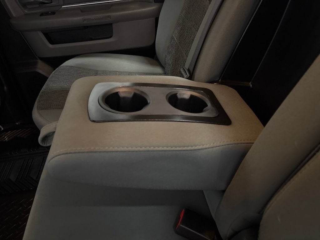 2017 RAM 1500 Big Horn Crew Cab 4x4 5'7" Box