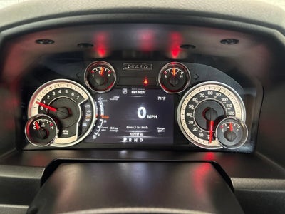 2017 RAM 1500 Big Horn Crew Cab 4x4 5'7" Box