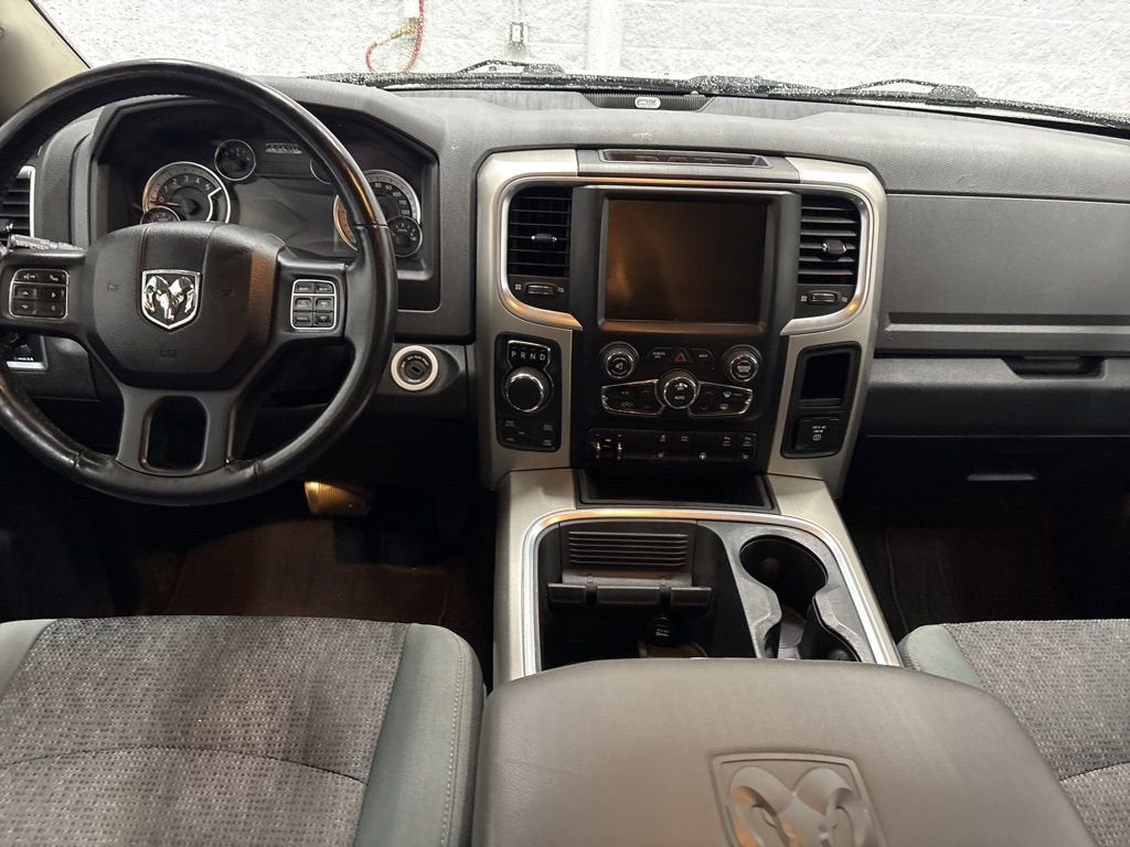 2017 RAM 1500 Big Horn Crew Cab 4x4 5'7" Box