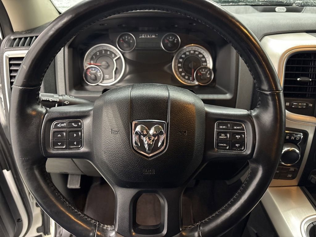 2017 RAM 1500 Big Horn Crew Cab 4x4 5'7" Box