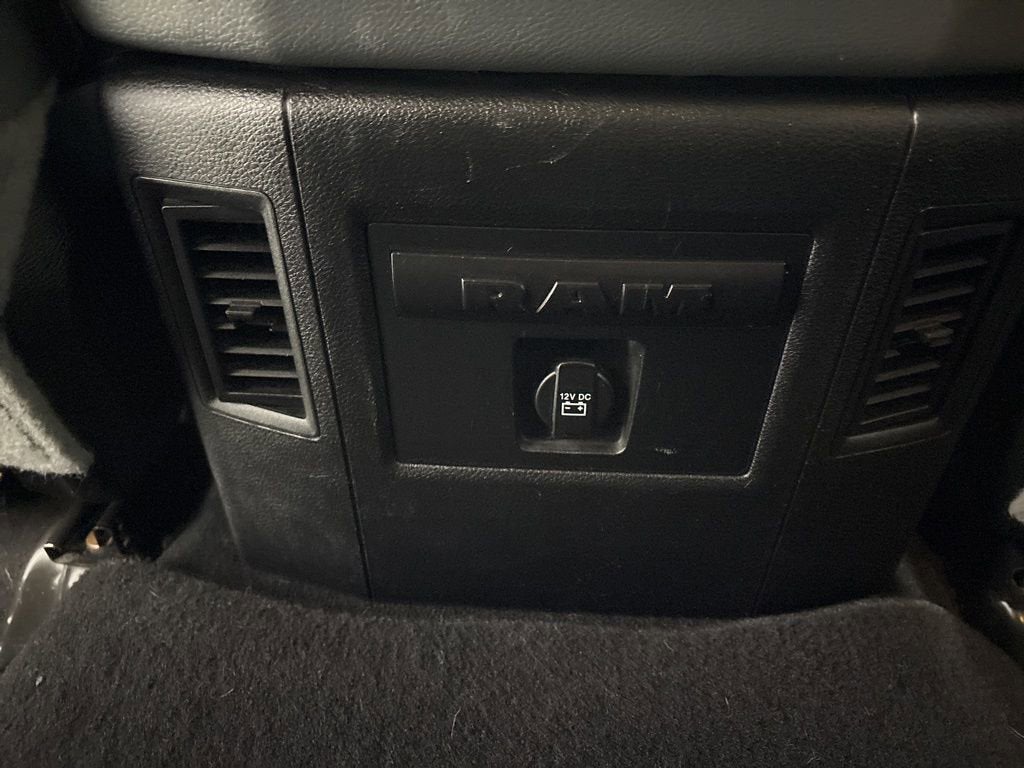 2017 RAM 1500 Big Horn Crew Cab 4x4 5'7" Box