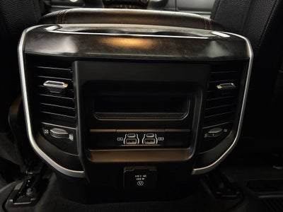 2022 RAM 1500 Big Horn Crew Cab 4x4 5'7" Box