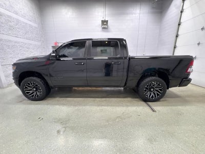 2022 RAM 1500 Big Horn Crew Cab 4x4 5'7" Box