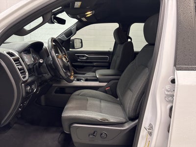 2020 RAM 1500 Big Horn Crew Cab 4x4 5'7" Box