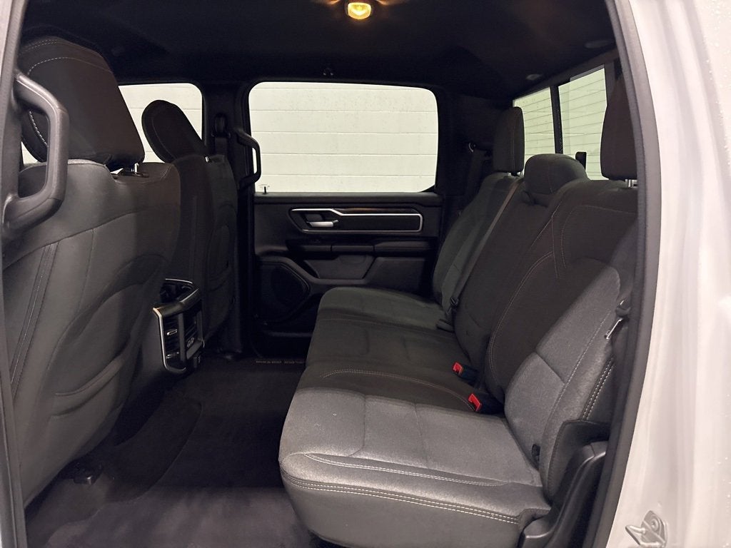 2020 RAM 1500 Big Horn Crew Cab 4x4 5'7" Box