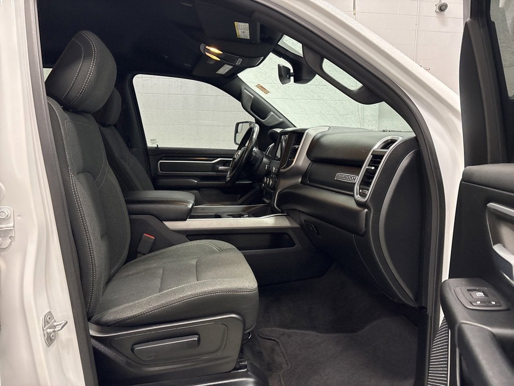 2020 RAM 1500 Big Horn Crew Cab 4x4 5'7" Box