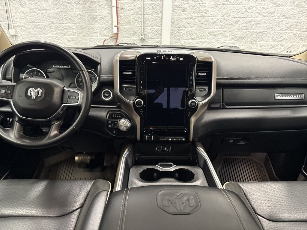 2021 RAM 1500 Laramie Crew Cab 4x4 5'7" Box