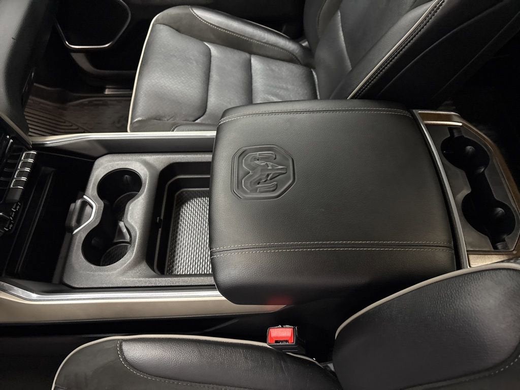 2021 RAM 1500 Laramie Crew Cab 4x4 5'7" Box