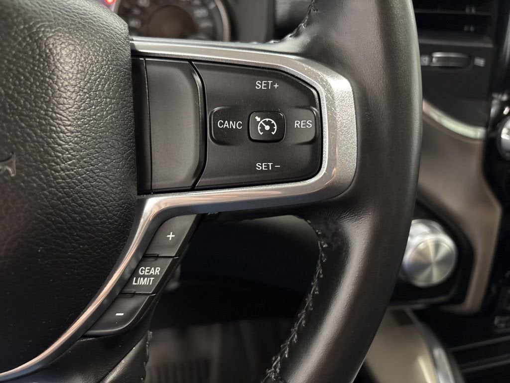 2021 RAM 1500 Laramie Crew Cab 4x4 5'7" Box
