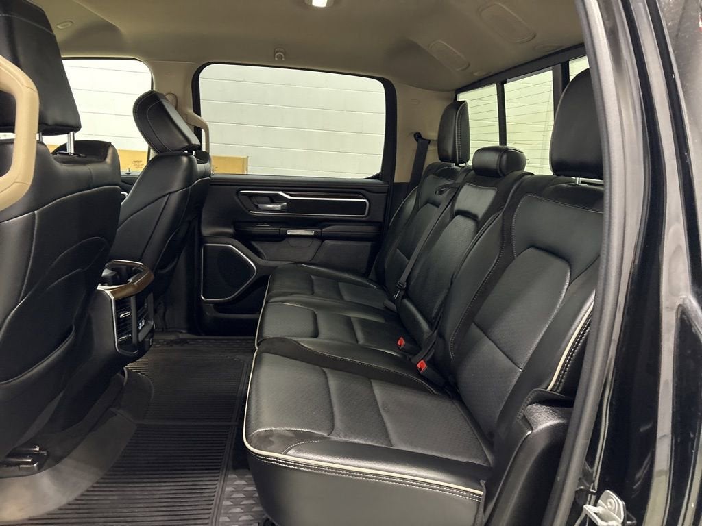 2021 RAM 1500 Laramie Crew Cab 4x4 5'7" Box