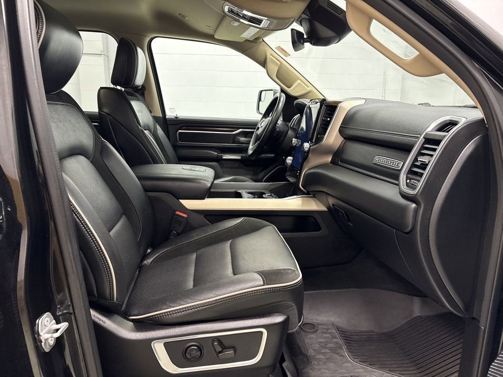 2021 RAM 1500 Laramie Crew Cab 4x4 5'7" Box