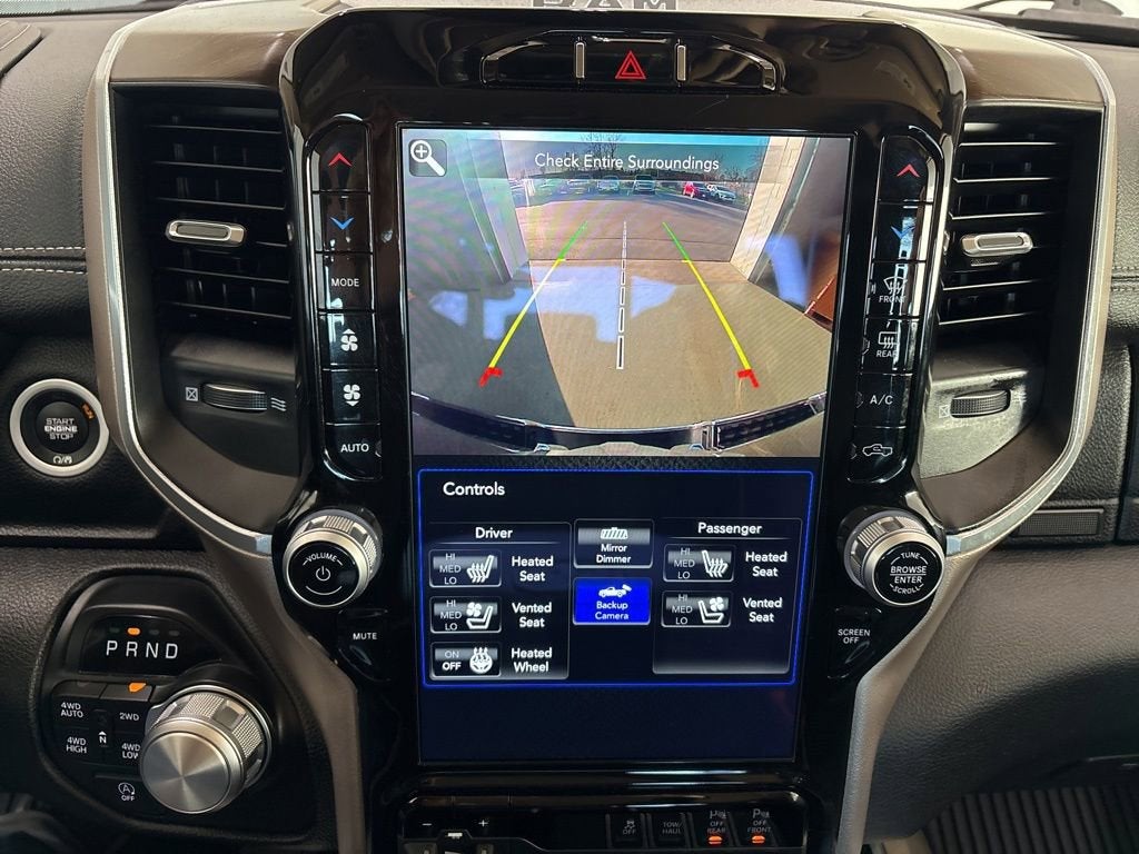 2021 RAM 1500 Laramie Crew Cab 4x4 5'7" Box