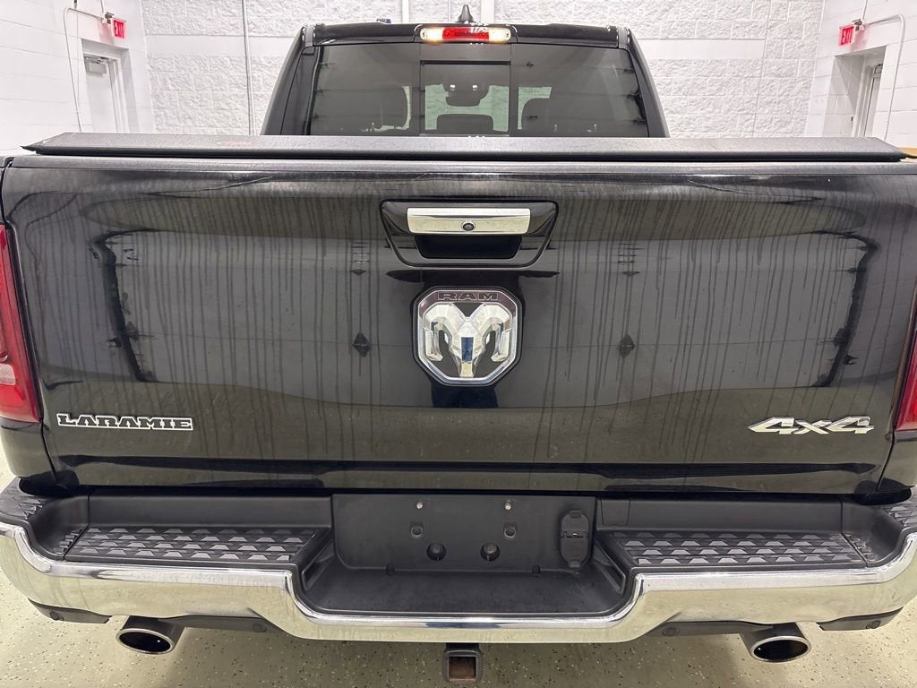 2021 RAM 1500 Laramie Crew Cab 4x4 5'7" Box