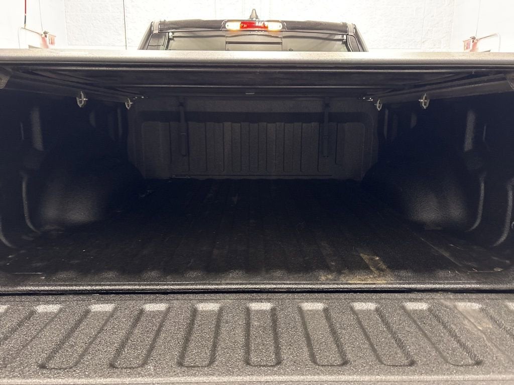 2021 RAM 1500 Laramie Crew Cab 4x4 5'7" Box