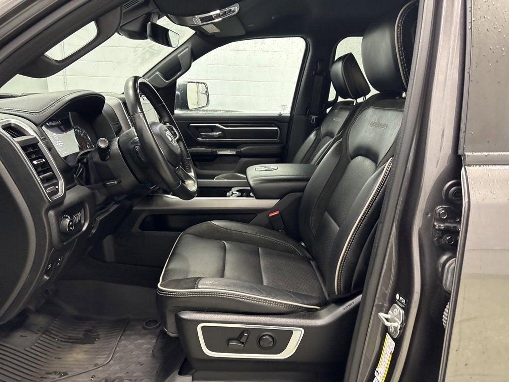 2023 RAM 1500 Laramie Crew Cab 4x4 5'7" Box