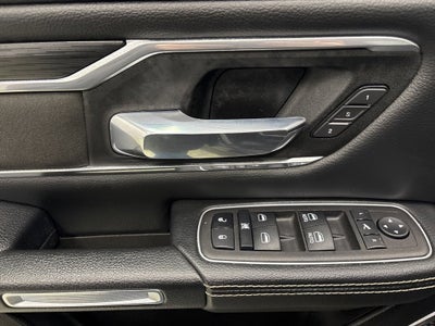 2023 RAM 1500 Laramie Crew Cab 4x4 5'7" Box