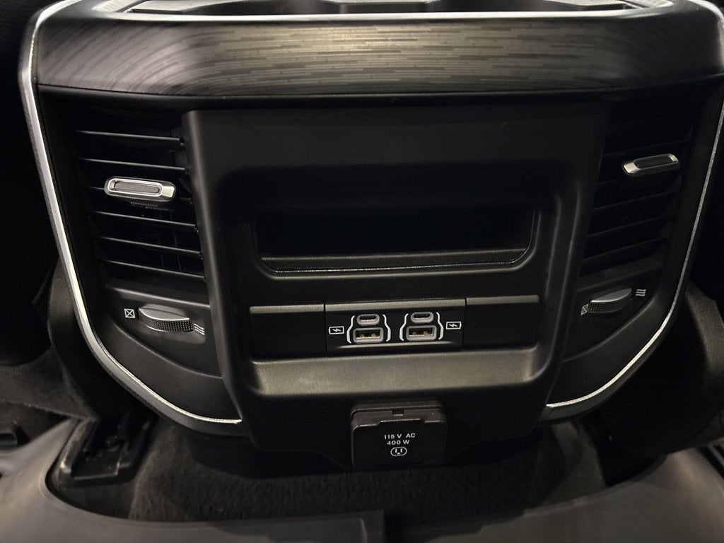 2023 RAM 1500 Laramie Crew Cab 4x4 5'7" Box