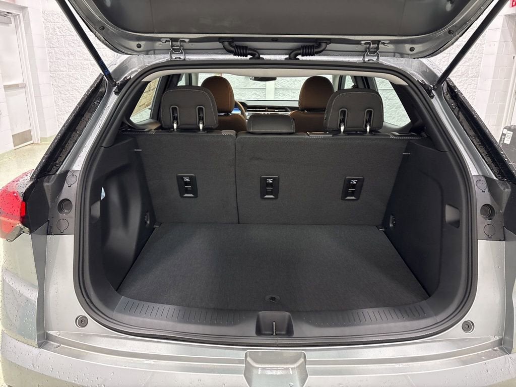 2027 Chevrolet Bolt LT SUV FWD