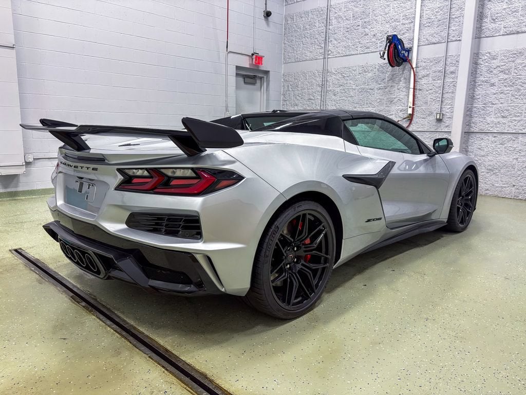 2027 Chevrolet Corvette Z06 1LZ Convertible RWD