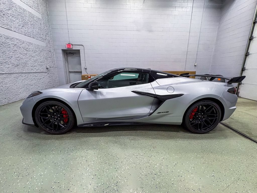 2027 Chevrolet Corvette Z06 1LZ Convertible RWD