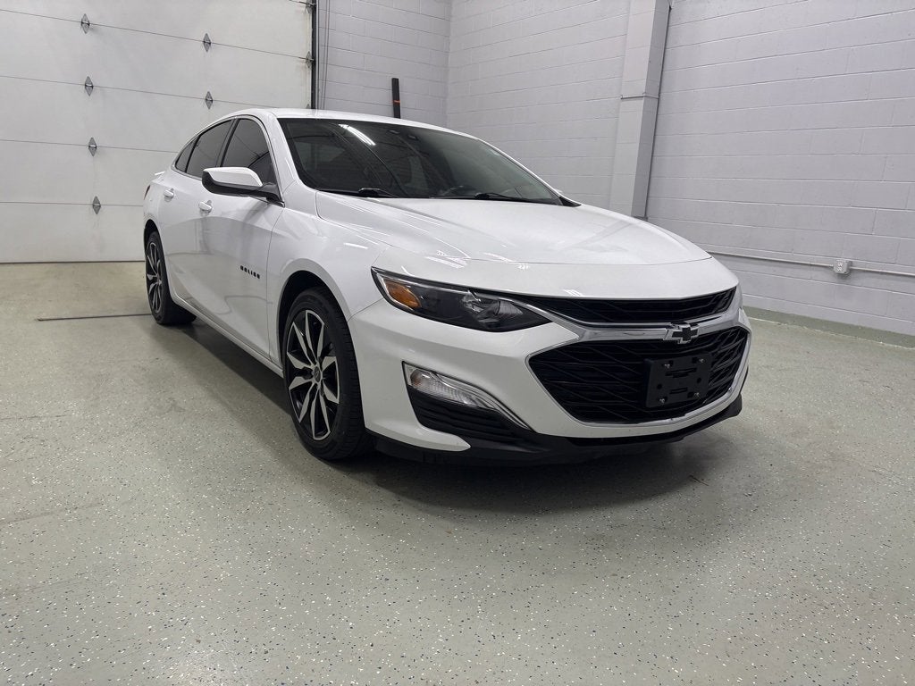 Used 2022 Chevrolet Malibu RS with VIN 1G1ZG5ST4NF202523 for sale in Rogers, Minnesota