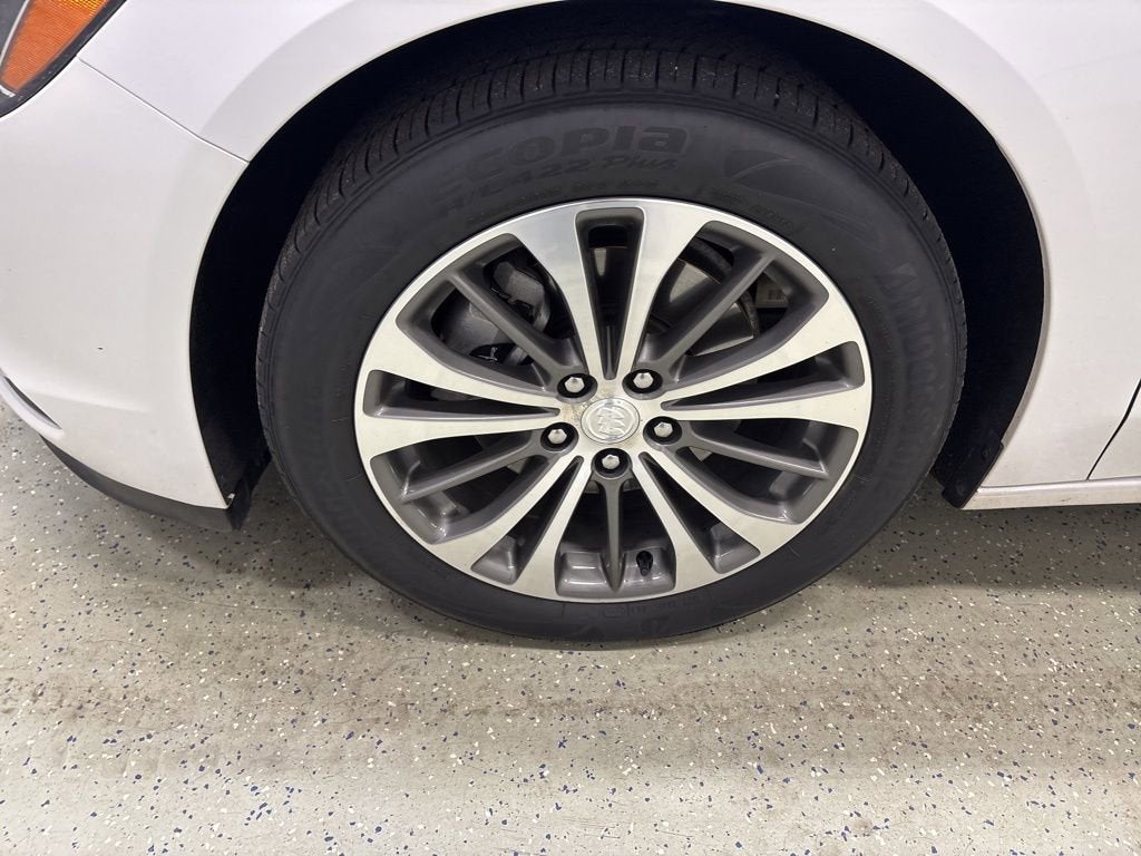 2017 Buick LaCrosse Essence