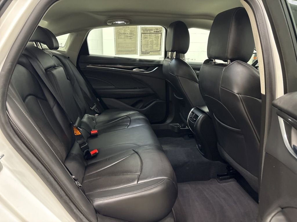 2017 Buick LaCrosse Essence