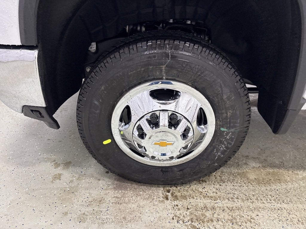 2026 Chevrolet Silverado 3500 HD Chassis Cab Work Truck Regular Cab 4WD