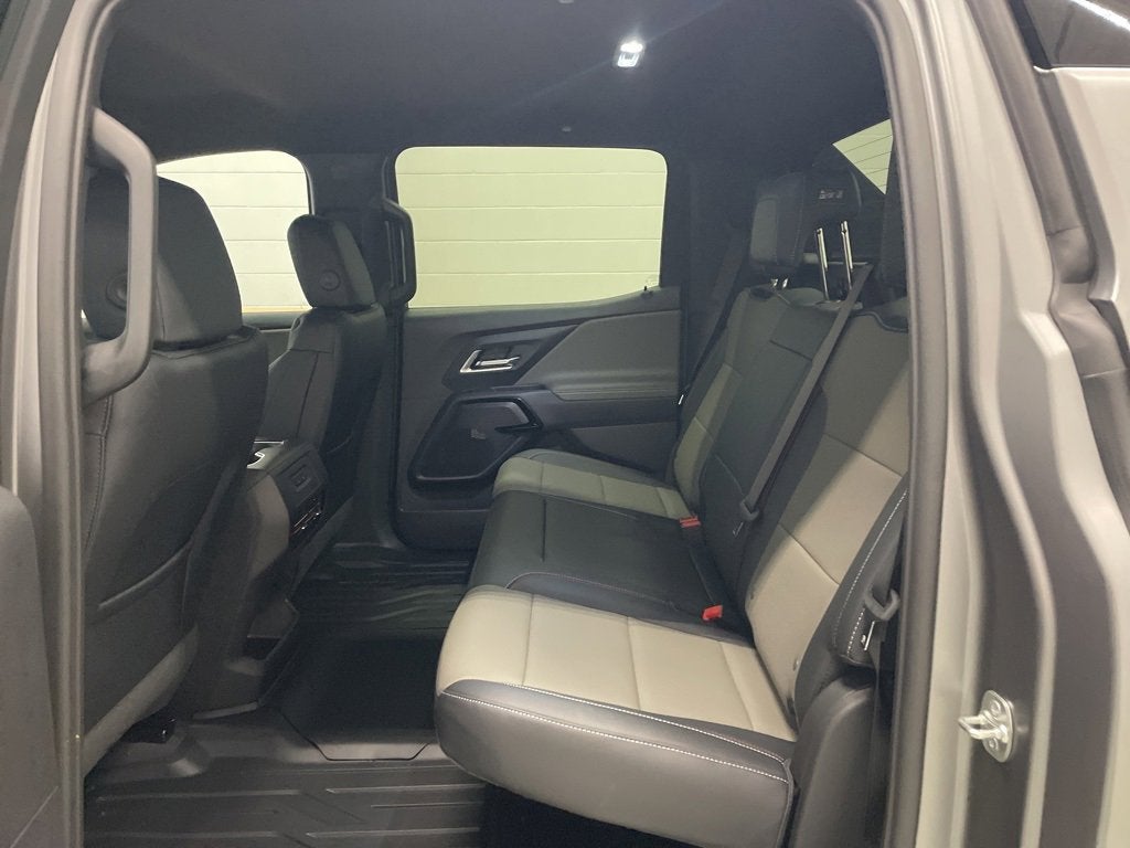 2026 Chevrolet Silverado EV Trail Boss - Extended Range Crew Cab Short Box 4WD