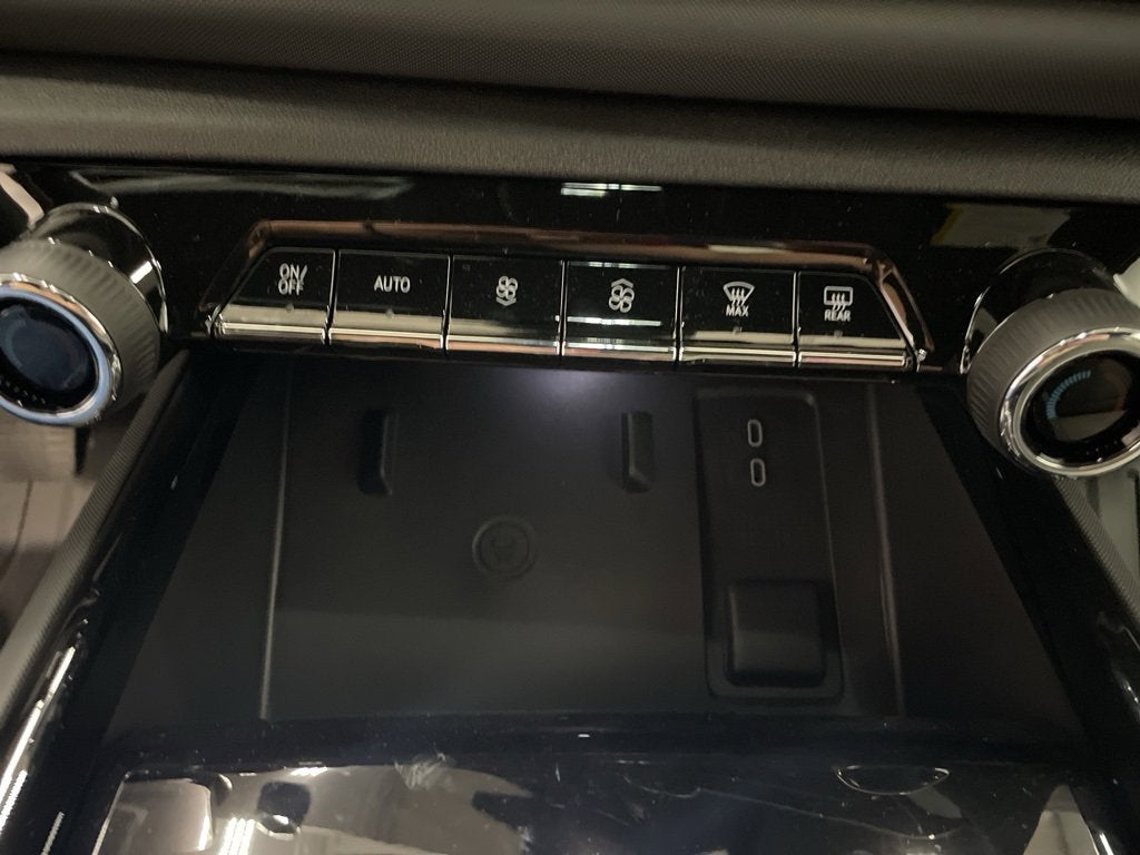 2026 Chevrolet Silverado EV Trail Boss - Extended Range Crew Cab Short Box 4WD