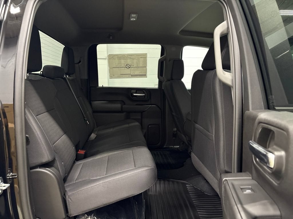 2026 Chevrolet Silverado 2500 HD Custom Crew Cab Long Box 4WD