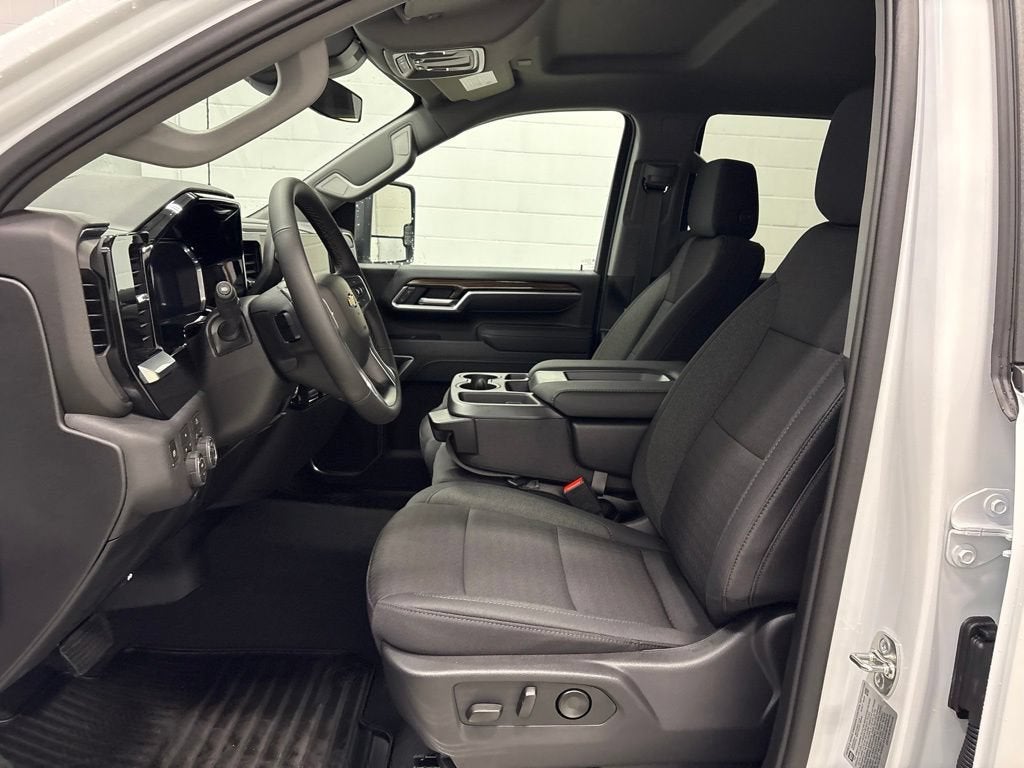 2026 Chevrolet Silverado 2500 HD LT Crew Cab Long Box 4WD