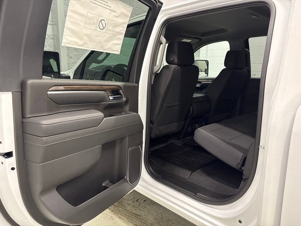 2026 Chevrolet Silverado 2500 HD LT Crew Cab Long Box 4WD