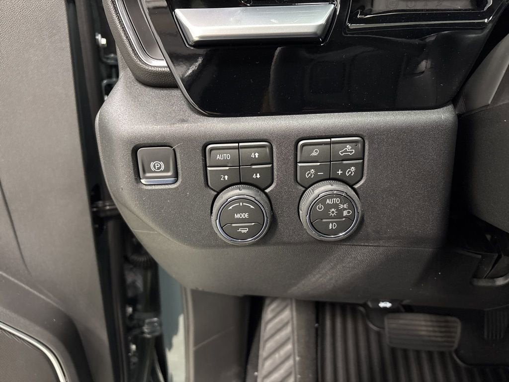 2026 Chevrolet Silverado 2500 HD LT Crew Cab Standard Box 4WD