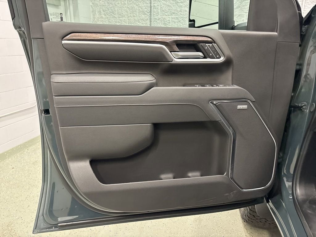 2026 Chevrolet Silverado 2500 HD LTZ Crew Cab Standard Box 4WD