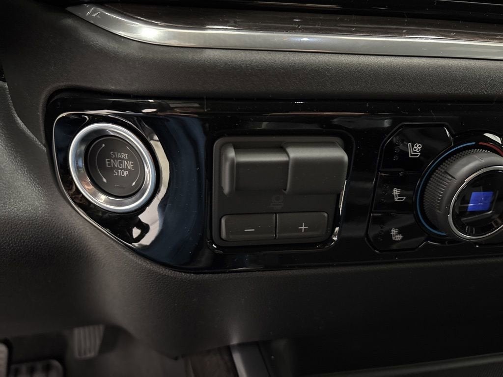 2026 Chevrolet Silverado 2500 HD LTZ Crew Cab Standard Box 4WD