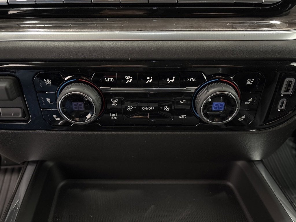 2026 Chevrolet Silverado 2500 HD LTZ Crew Cab Standard Box 4WD