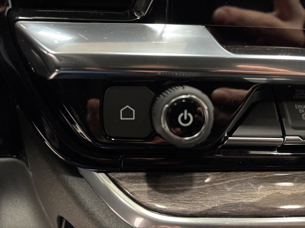 2026 Chevrolet Silverado 2500 HD LTZ Crew Cab Standard Box 4WD