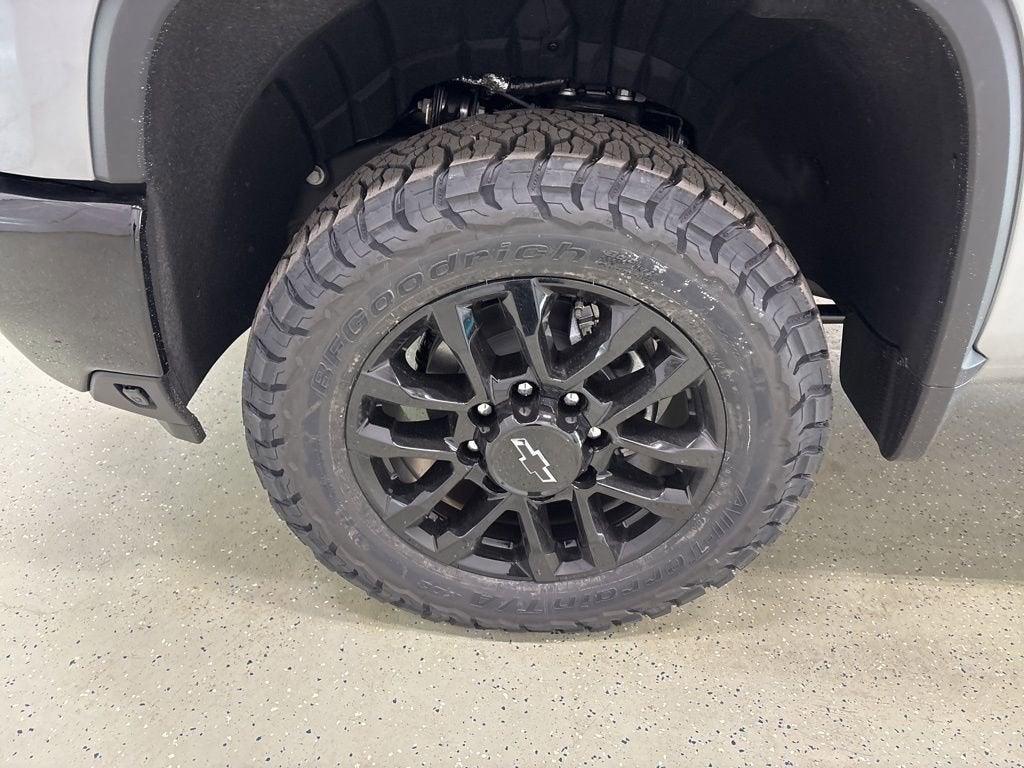 2026 Chevrolet Silverado 2500 HD LTZ Crew Cab Standard Box 4WD