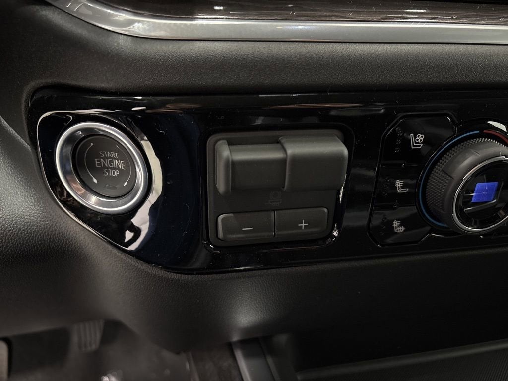 2026 Chevrolet Silverado 2500 HD LTZ Crew Cab Standard Box 4WD