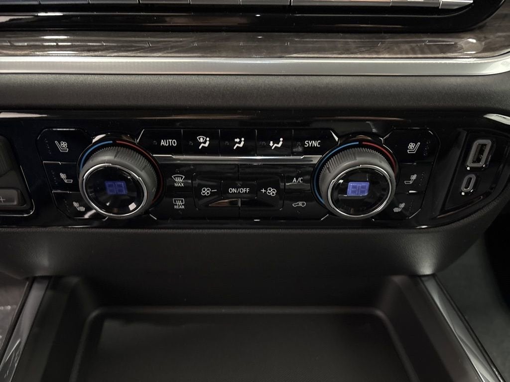 2026 Chevrolet Silverado 2500 HD LTZ Crew Cab Standard Box 4WD