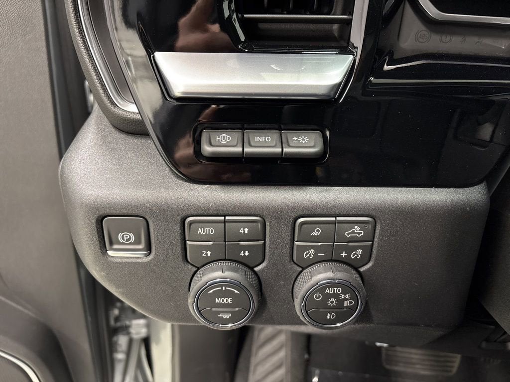 2026 Chevrolet Silverado 2500 HD LTZ Crew Cab Standard Box 4WD