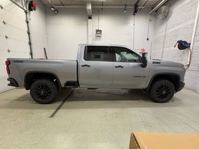 2026 Chevrolet Silverado 2500 HD LTZ Crew Cab Standard Box 4WD