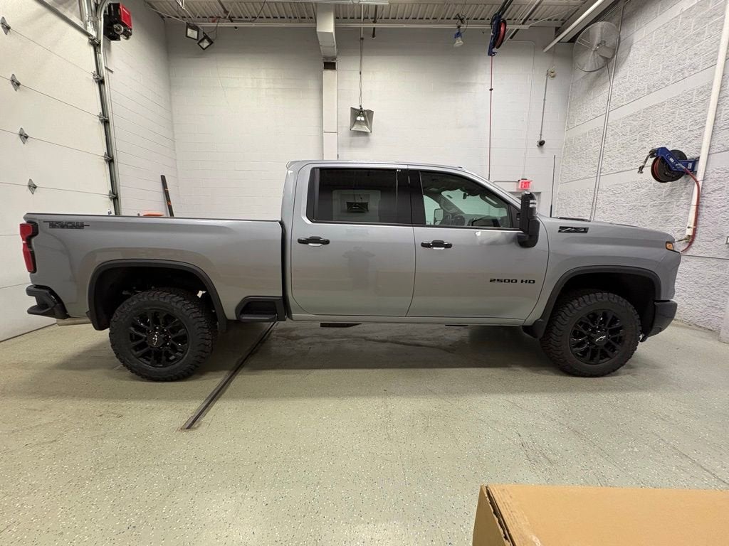 2026 Chevrolet Silverado 2500 HD LTZ Crew Cab Standard Box 4WD