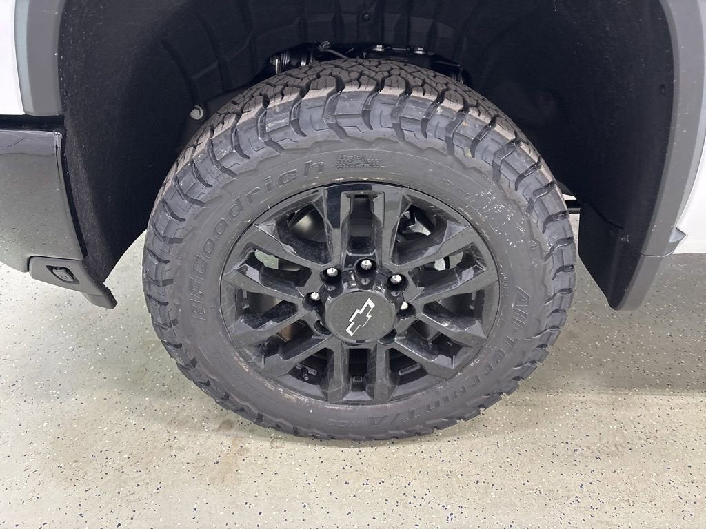 2026 Chevrolet Silverado 2500 HD LTZ Crew Cab Standard Box 4WD